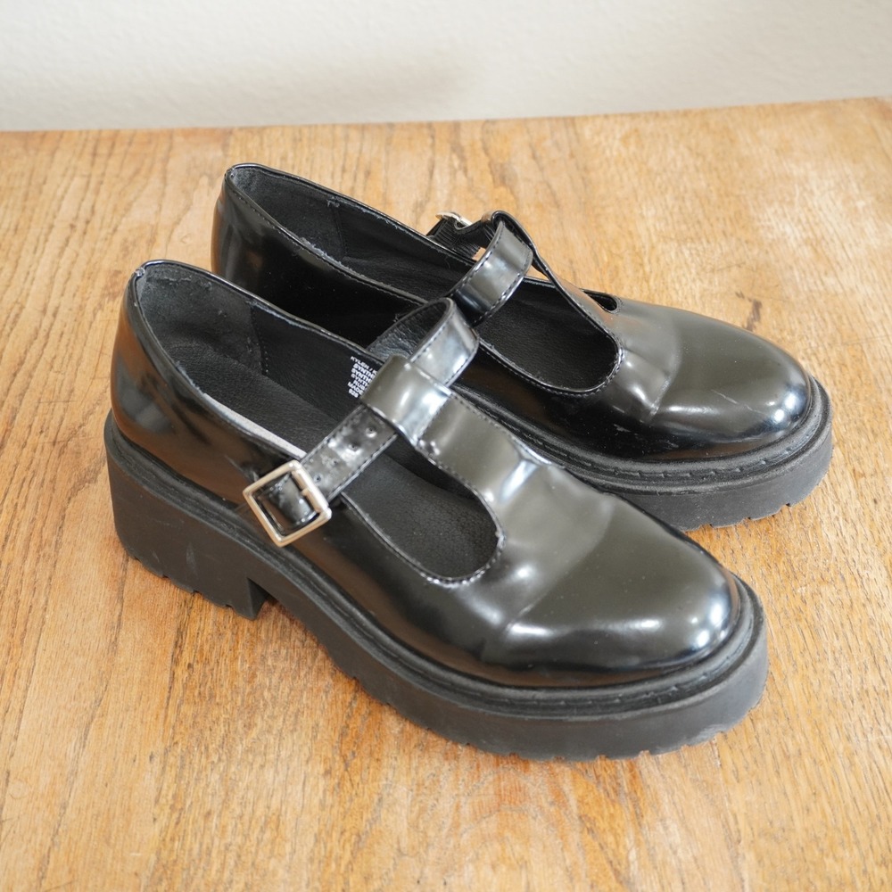 Steve Madden Women's Size 8.5 Black Patent Platform Mary Jane Lug Sole Shoes